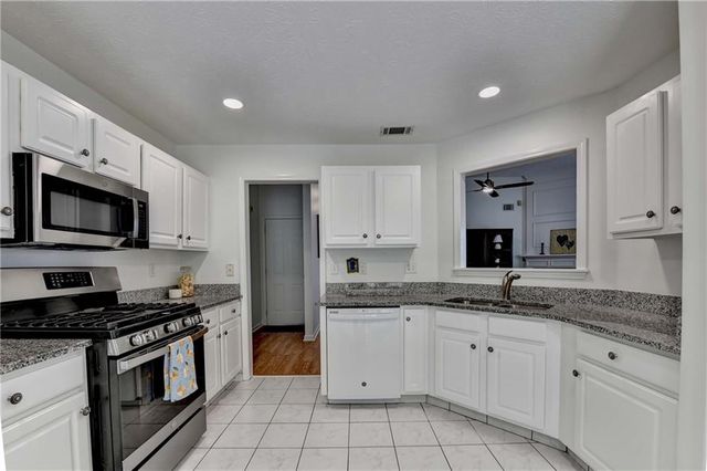 1025 Winthrope Chase Drive, Alpharetta, GA 30009