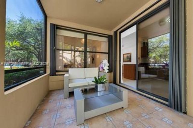 15533 N Miami Lakeway N 15533, Miami Lakes, FL 33014