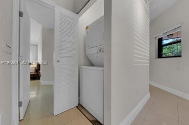 15533 N Miami Lakeway N 15533, Miami Lakes, FL 33014