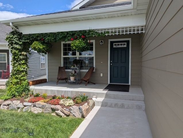 2239 Sturnella Lane, Belgrade, MT 59714