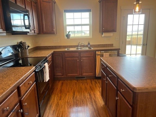 2239 Sturnella Lane, Belgrade, MT 59714