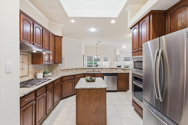 8004 Blacktail Trail, Mckinney, TX 75070