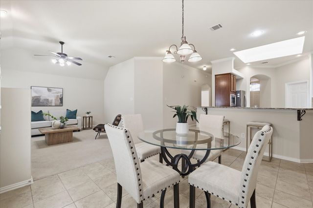 8004 Blacktail Trail, Mckinney, TX 75070