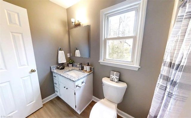 101 Shady Oak Court, Clemmons, NC 27012