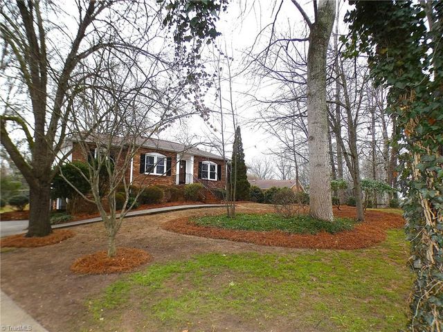 101 Shady Oak Court, Clemmons, NC 27012