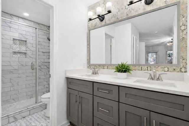 3113 Lake Pointe Circle, Roswell, GA 30075