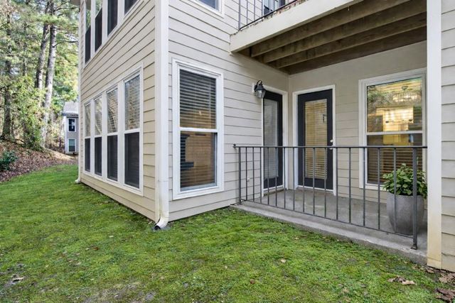 3113 Lake Pointe Circle, Roswell, GA 30075