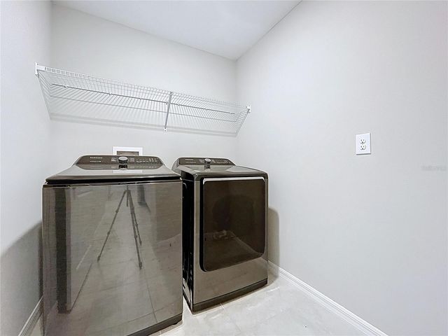 5420 LESLIE CANYON DRIVE, Wimauma, FL 33598