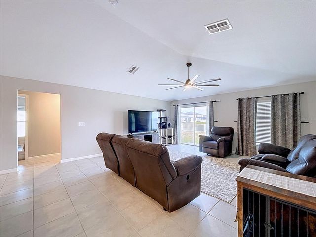 5420 LESLIE CANYON DRIVE, Wimauma, FL 33598