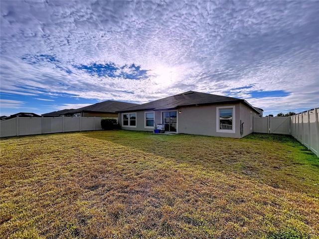 5420 LESLIE CANYON DRIVE, Wimauma, FL 33598