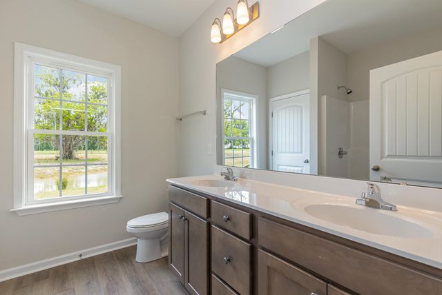 924 Woodside Dr., Conway, SC 29526