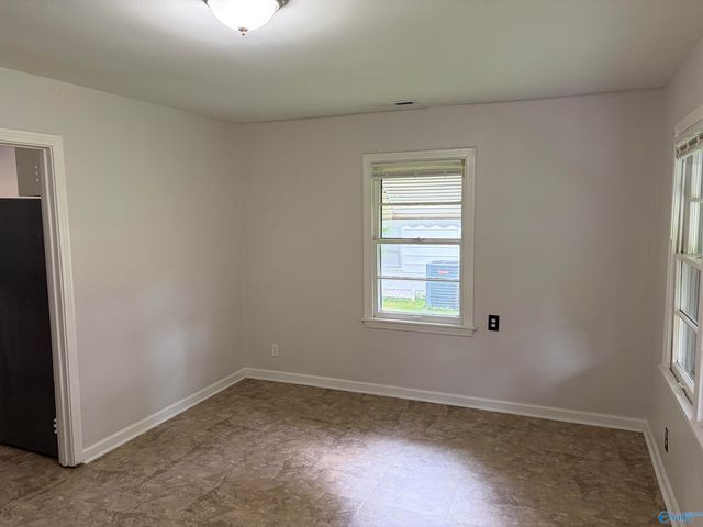 609 NW 9th Street, Huntsville, AL 35805