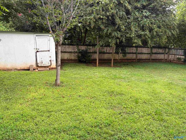 609 NW 9th Street, Huntsville, AL 35805