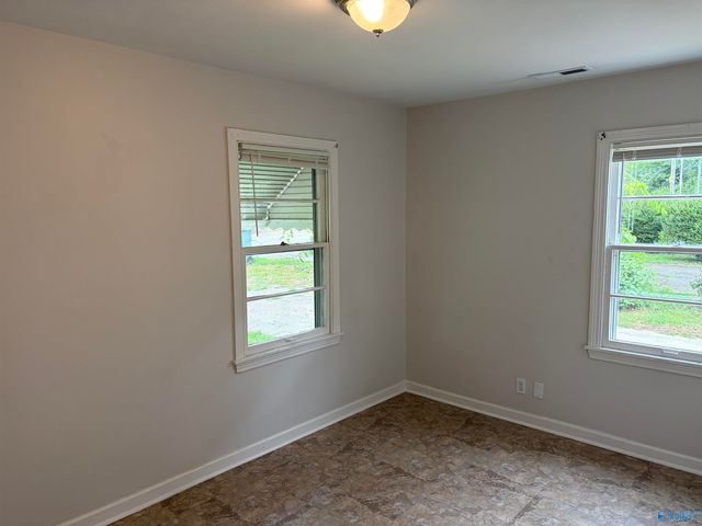 609 NW 9th Street, Huntsville, AL 35805