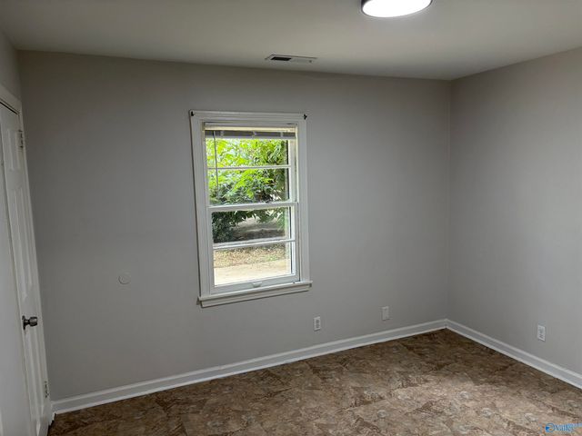 609 NW 9th Street, Huntsville, AL 35805