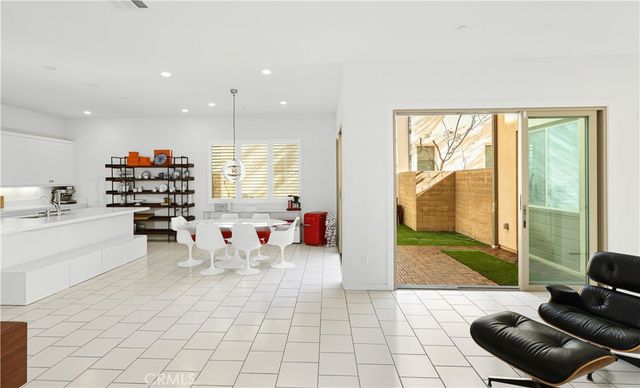 107 Terrapin, Irvine, CA 92618