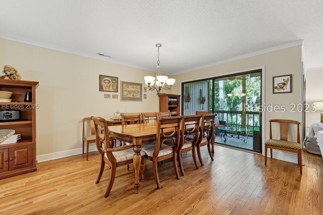 1 Gloucester Rd Apt 105, Hilton Head Island, SC 29928