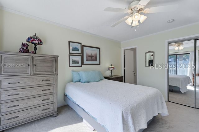 1 Gloucester Rd Apt 105, Hilton Head Island, SC 29928