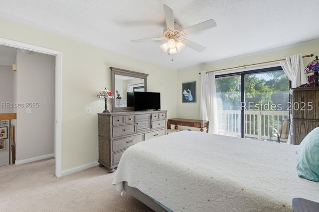 1 Gloucester Rd Apt 105, Hilton Head Island, SC 29928