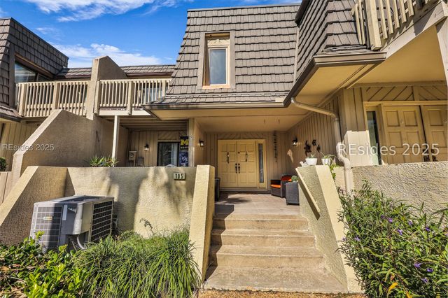 1 Gloucester Rd Apt 105, Hilton Head Island, SC 29928