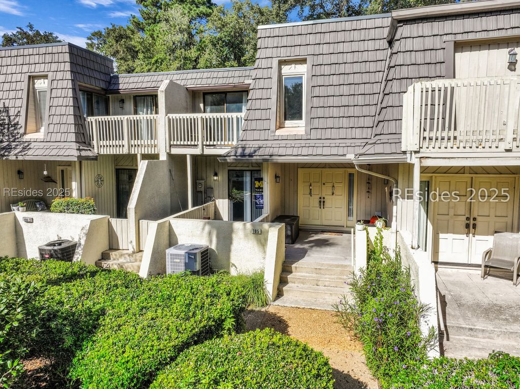 1 Gloucester Rd Apt 105, Hilton Head Island, SC 29928