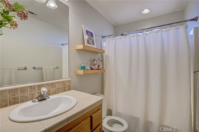 117 Morro, Fallbrook, CA 92028