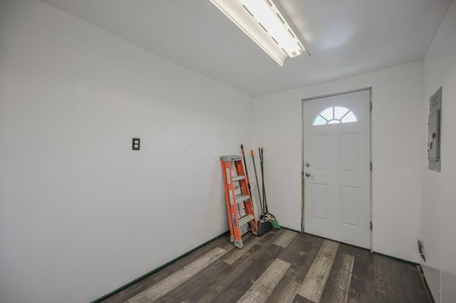 124 College, Urbana, OH 43078