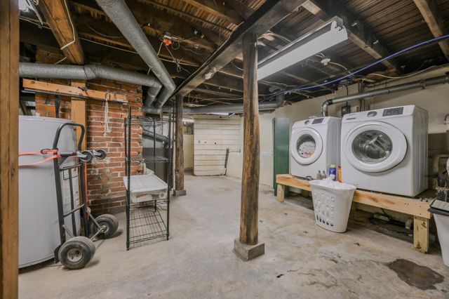 124 College, Urbana, OH 43078
