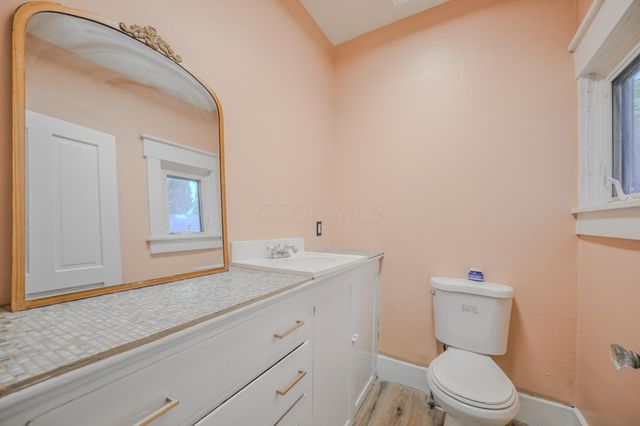 124 College, Urbana, OH 43078