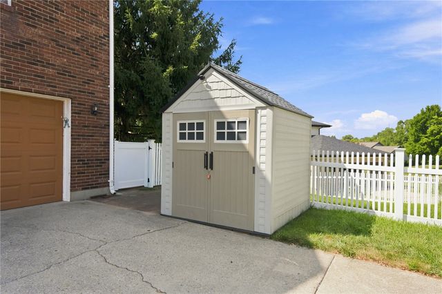 1823 Maue Road, Miami Twp, OH 45342