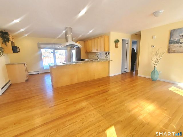 42 County Street, Norwalk, CT 06851