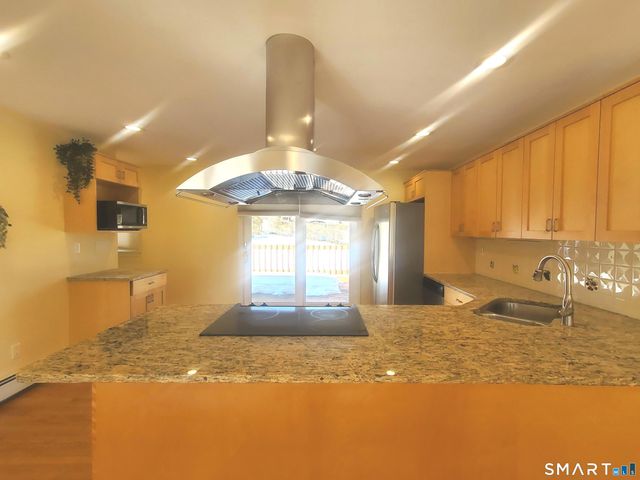 42 County Street, Norwalk, CT 06851