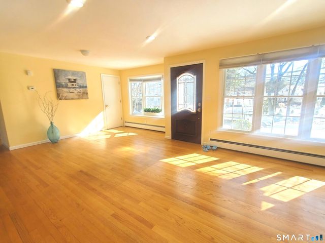 42 County Street, Norwalk, CT 06851