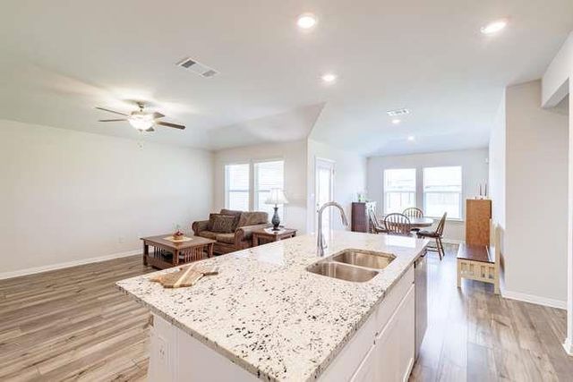 17621 Fairbridge LN, Manor, TX 78653