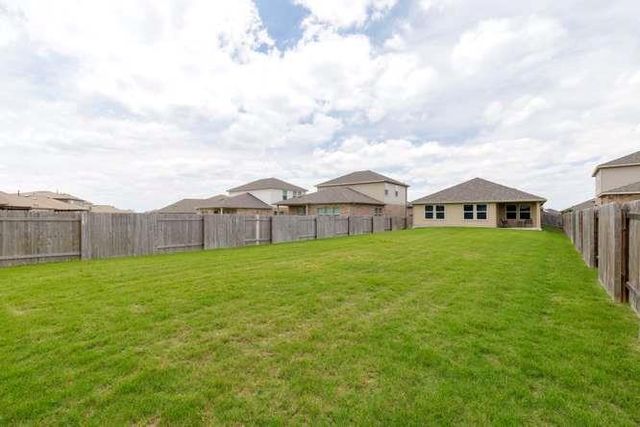 17621 Fairbridge LN, Manor, TX 78653