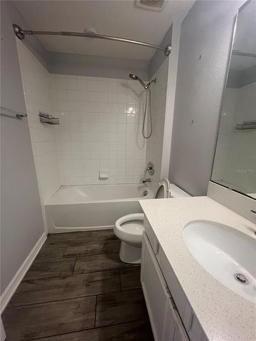 104 CEDAR BARK, Sanford, FL 32771
