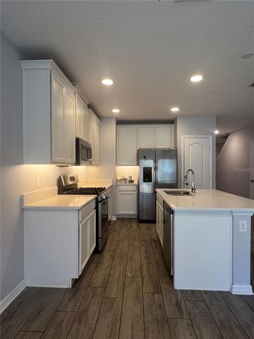 104 CEDAR BARK, Sanford, FL 32771