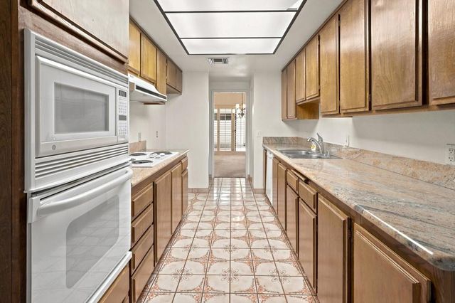 74984 S Chateau Circle, Indian Wells, CA 92210