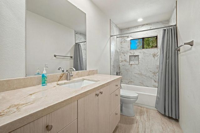 74984 S Chateau Circle, Indian Wells, CA 92210