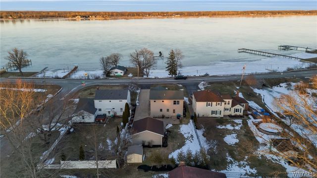 4178 East River Road, Grand Island, NY 14072