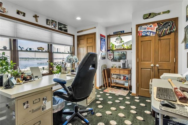 4178 East River Road, Grand Island, NY 14072