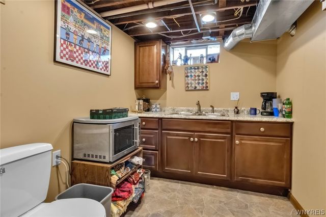 4178 East River Road, Grand Island, NY 14072