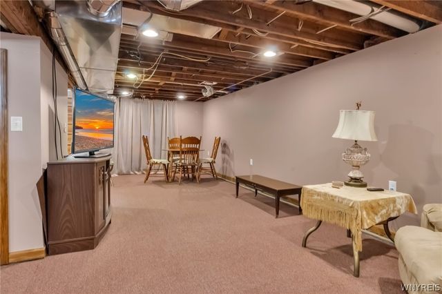 4178 East River Road, Grand Island, NY 14072