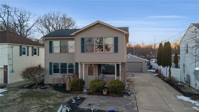 4178 East River Road, Grand Island, NY 14072