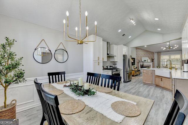 5496 Amber Cove Way, Flowery Branch, GA 30542