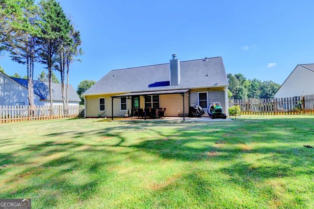 5496 Amber Cove Way, Flowery Branch, GA 30542