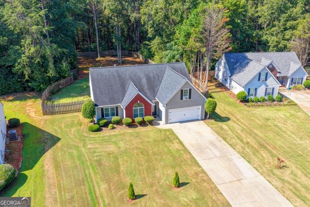 5496 Amber Cove Way, Flowery Branch, GA 30542
