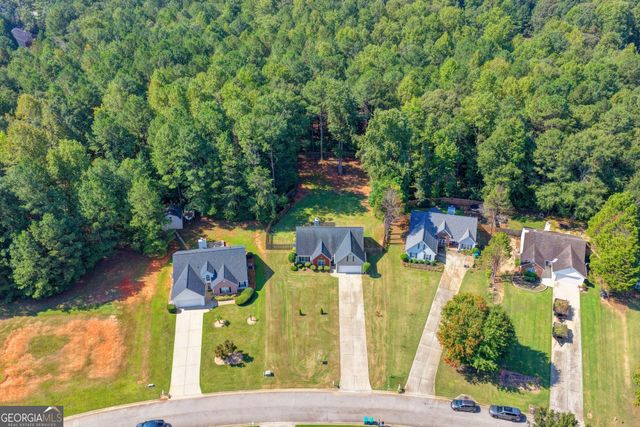 5496 Amber Cove Way, Flowery Branch, GA 30542