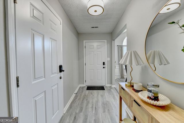 5496 Amber Cove Way, Flowery Branch, GA 30542