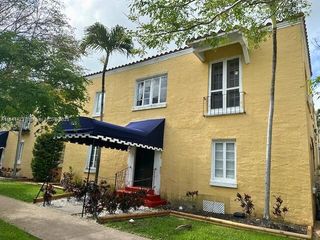 126 Mendoza Ave 3, Coral Gables, FL 33134